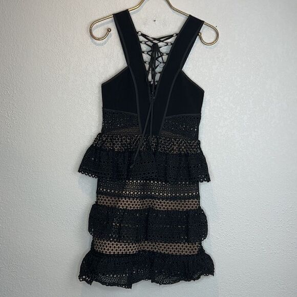 New Self-Portrait Lace Up Plunging V Ruffle Mini Dress Black Size 4 - Picture 2 of 16